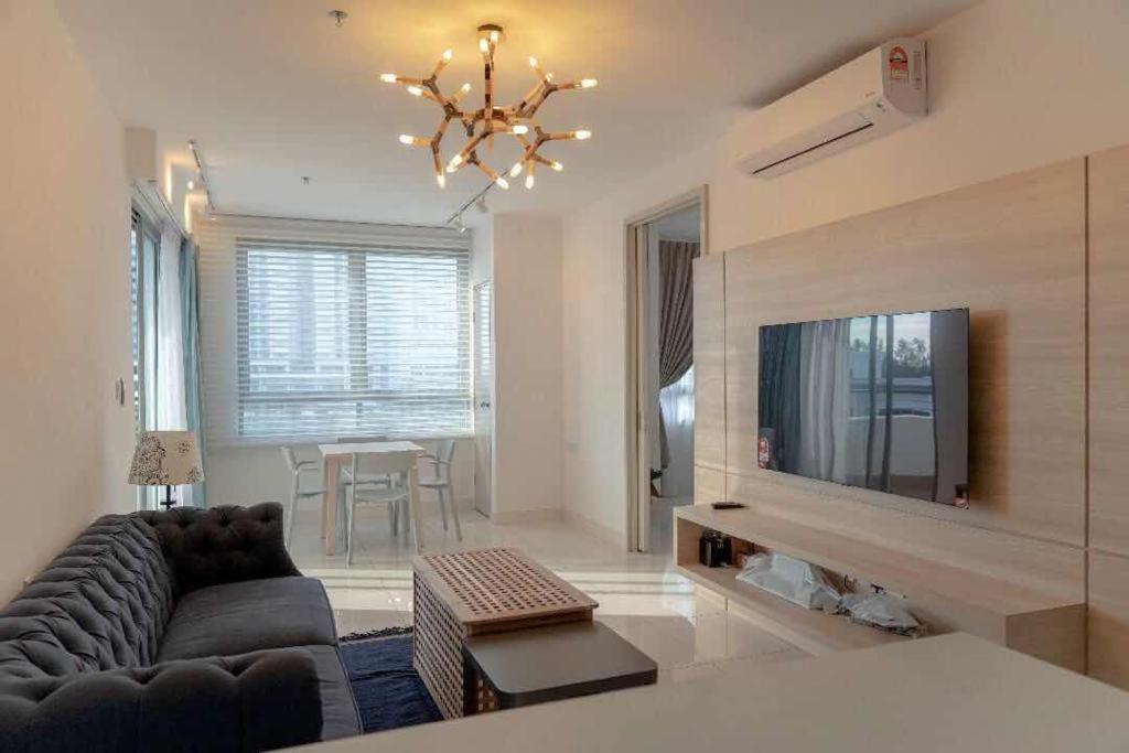 Pintarman Suites @ Miri Times Square Exterior photo