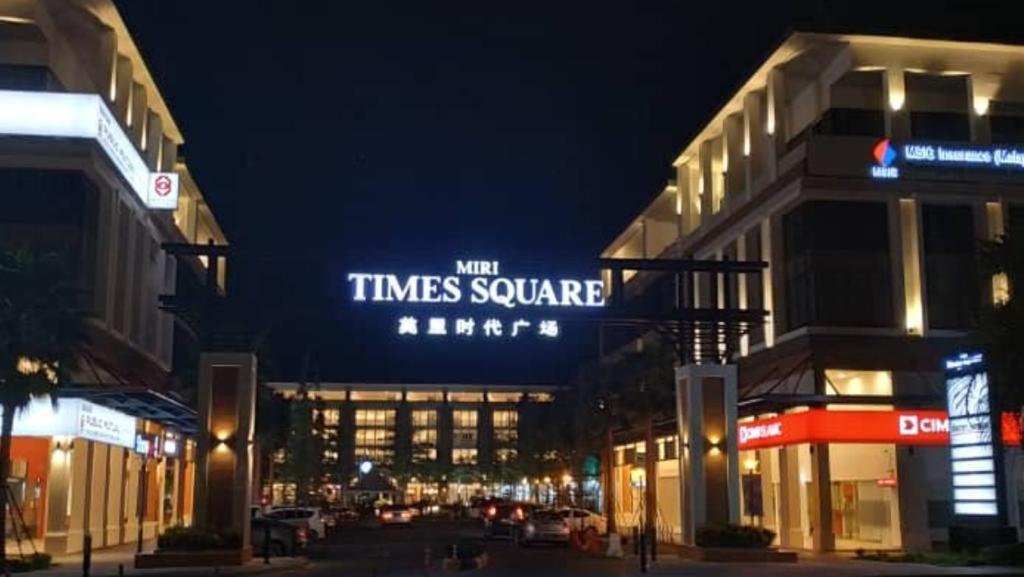 Pintarman Suites @ Miri Times Square Exterior photo